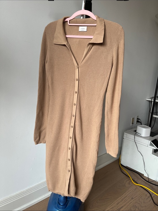 Aritzia Dresses & Skirts - Aritzia Wilfred Button-Front Tan Knit Dress with Collar